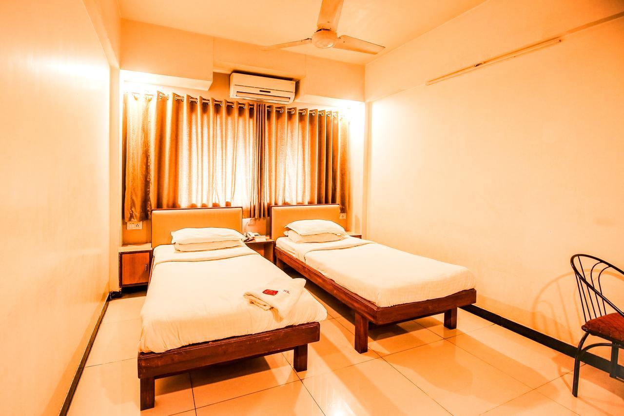 Karād Hotel Sangam מראה חיצוני תמונה